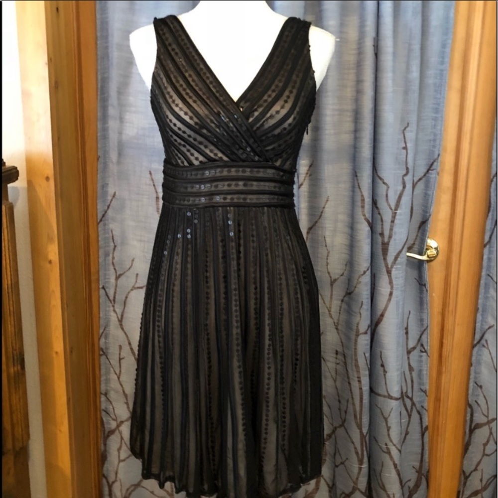 Decode 1.8 2 black sequin party dress empire